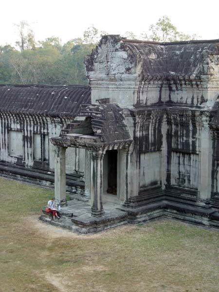 2003.31.12 06-43-00